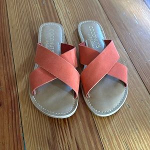 Women’s sandals size 7